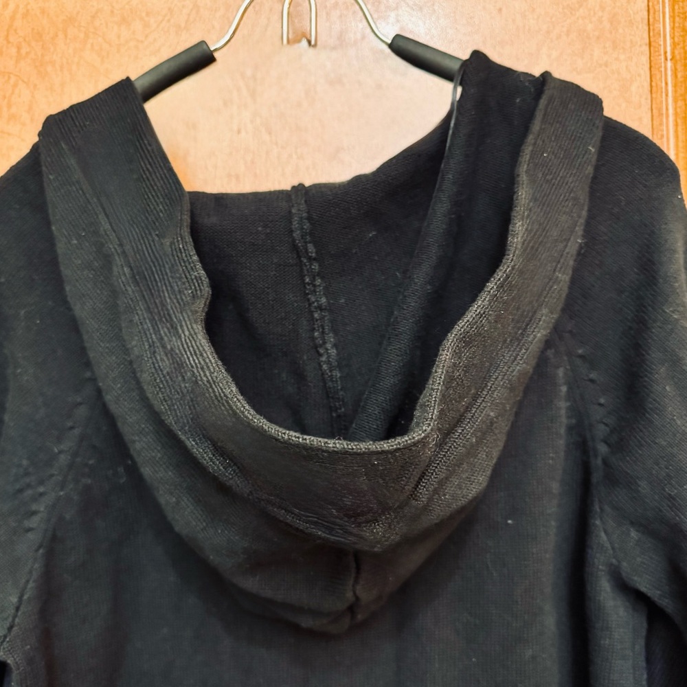 🆕H&M black 3/4 sleeve buttoned sweater large hood size medium - Picture 8 of 13